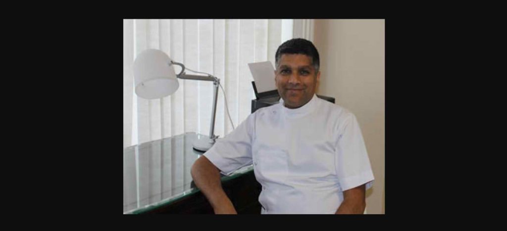 Dr Sacha Pakkiri's Photo