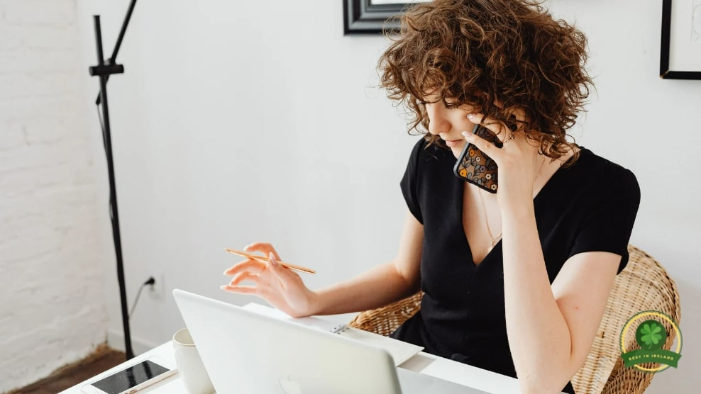 Asses customer service and read client reviews
