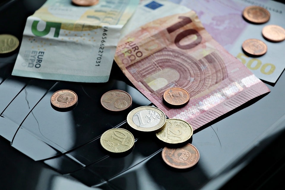 Can I still have a comfortable life while earning Dublin’s minimum wage