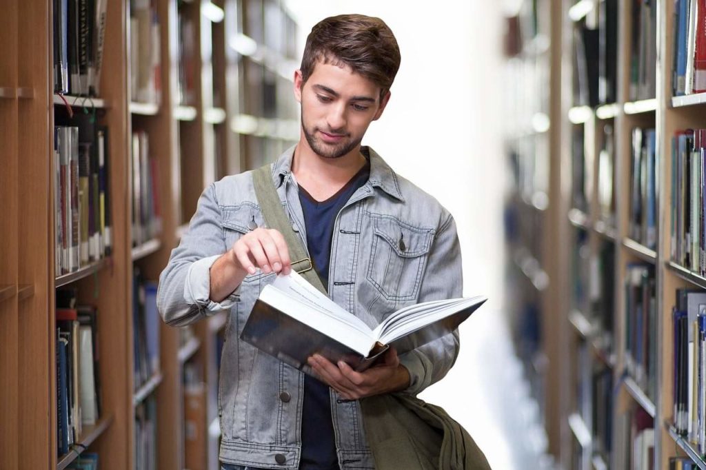 What are the admission requirements for international students