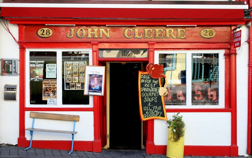 Cleere’s Bar & Theatre