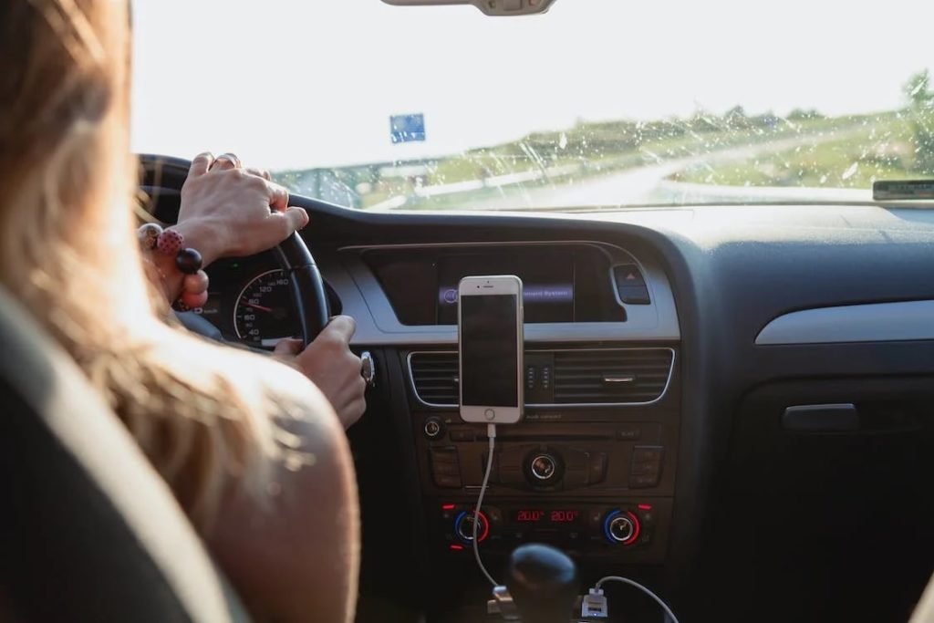 How to travel within Ireland to reach Galway by Car