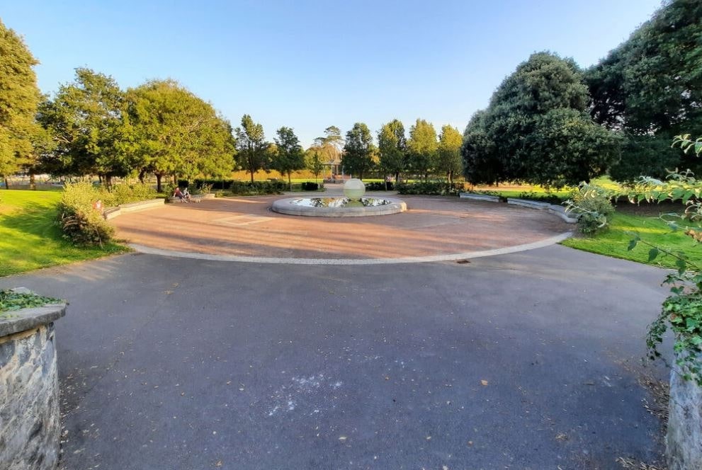 Presence of Natural Wonders Within the City