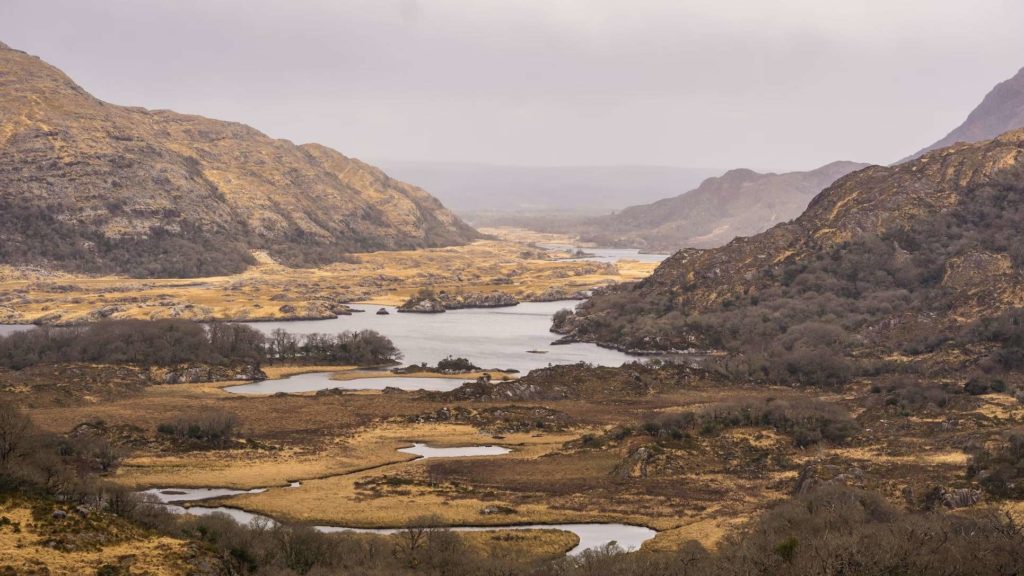 Enjoy the Breathtaking and Expansive Vista at Ladies View
