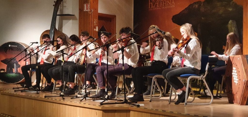 Experience Irish Music at Cois na hAbhna