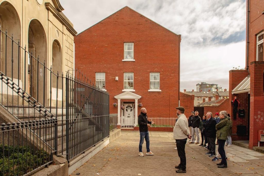 In Our Shoes Guided Walking Tours