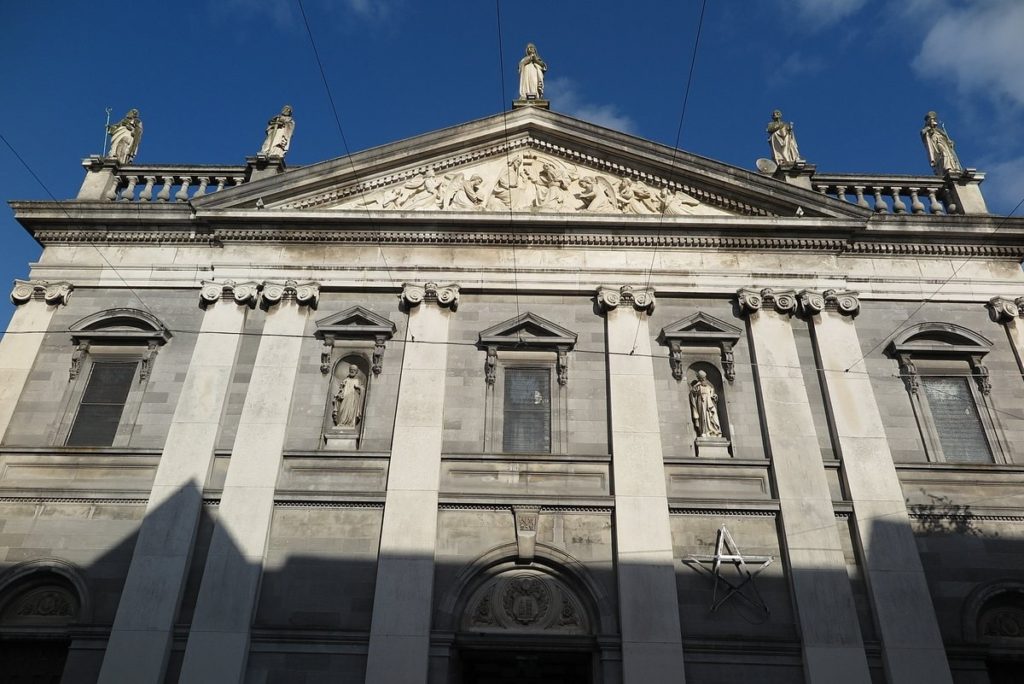Visit the Cathedral of the Most Holy Trinity