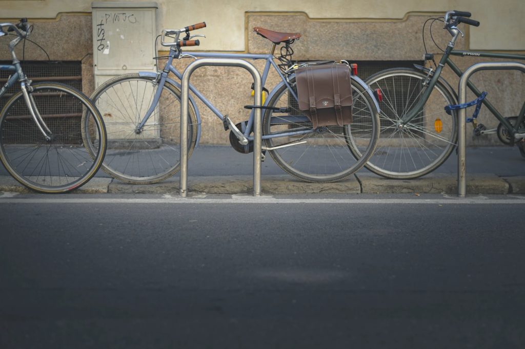 What are the disadvantages of cycling in Dublin